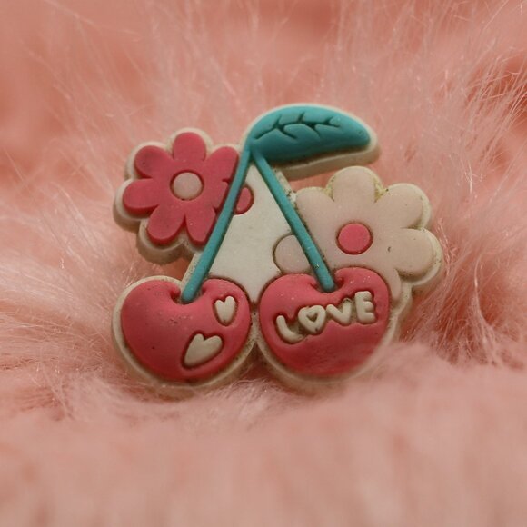 Cherry Croc Charm - Picture 1 of 2